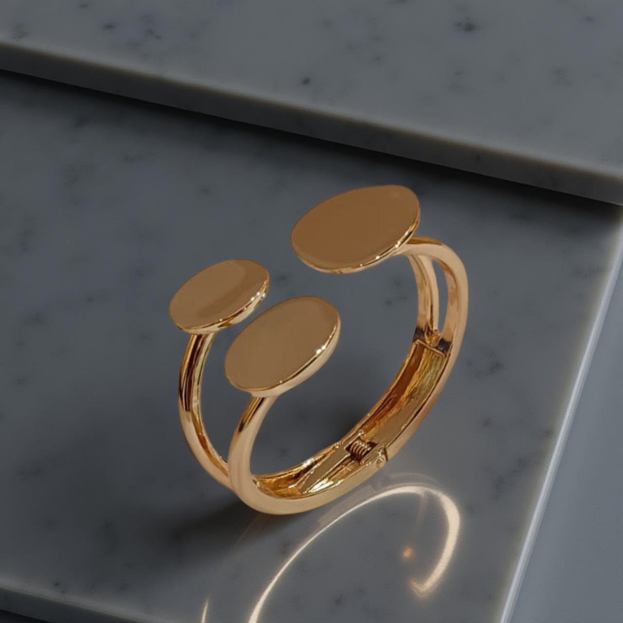 Ekrowl Orbital-Glow: Anti-Tarnish Geometric Statement Cuff