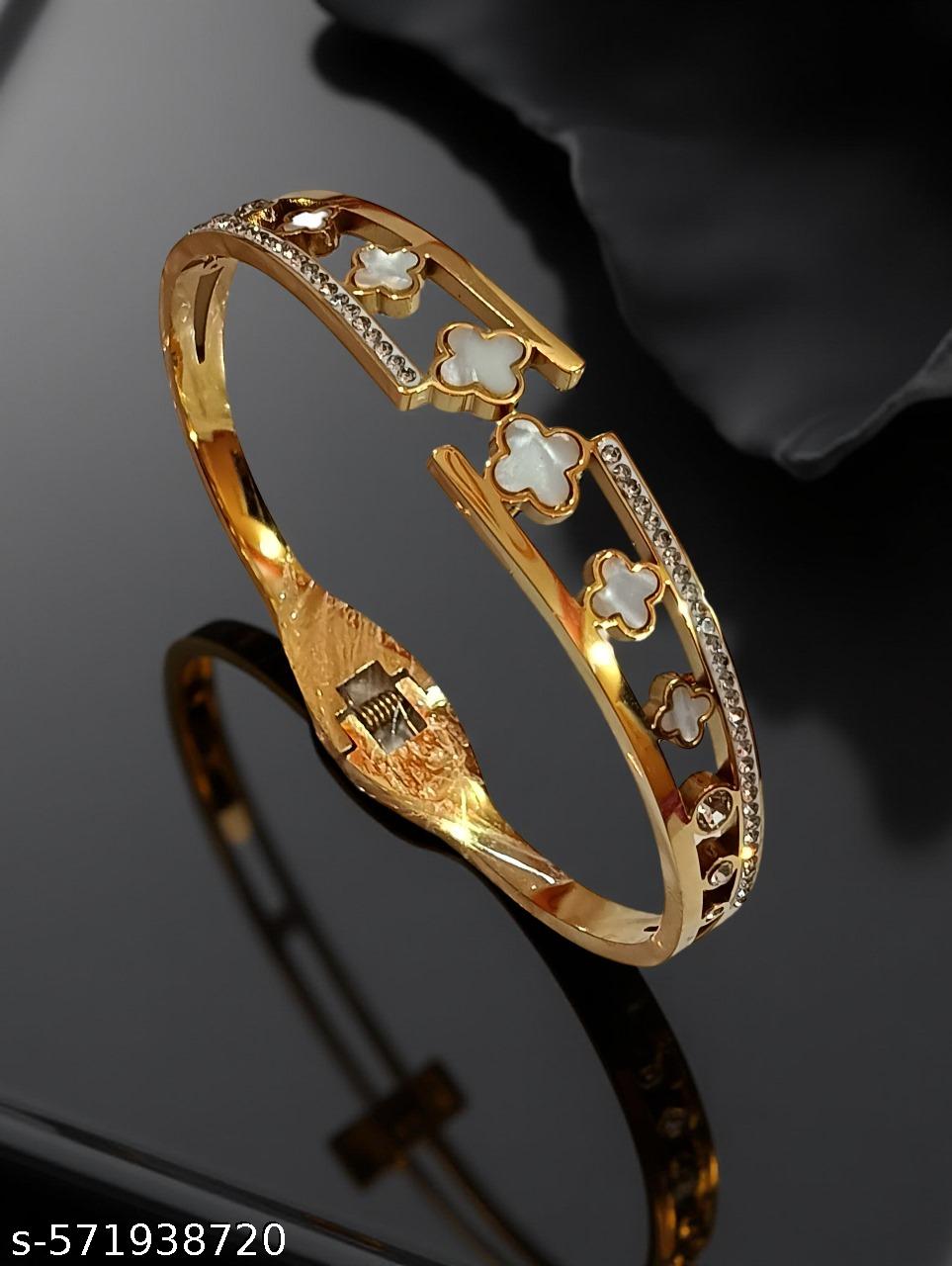 Ekrowl Luck-Link: 18K Gold Anti-Tarnish Floral Design Bracelet