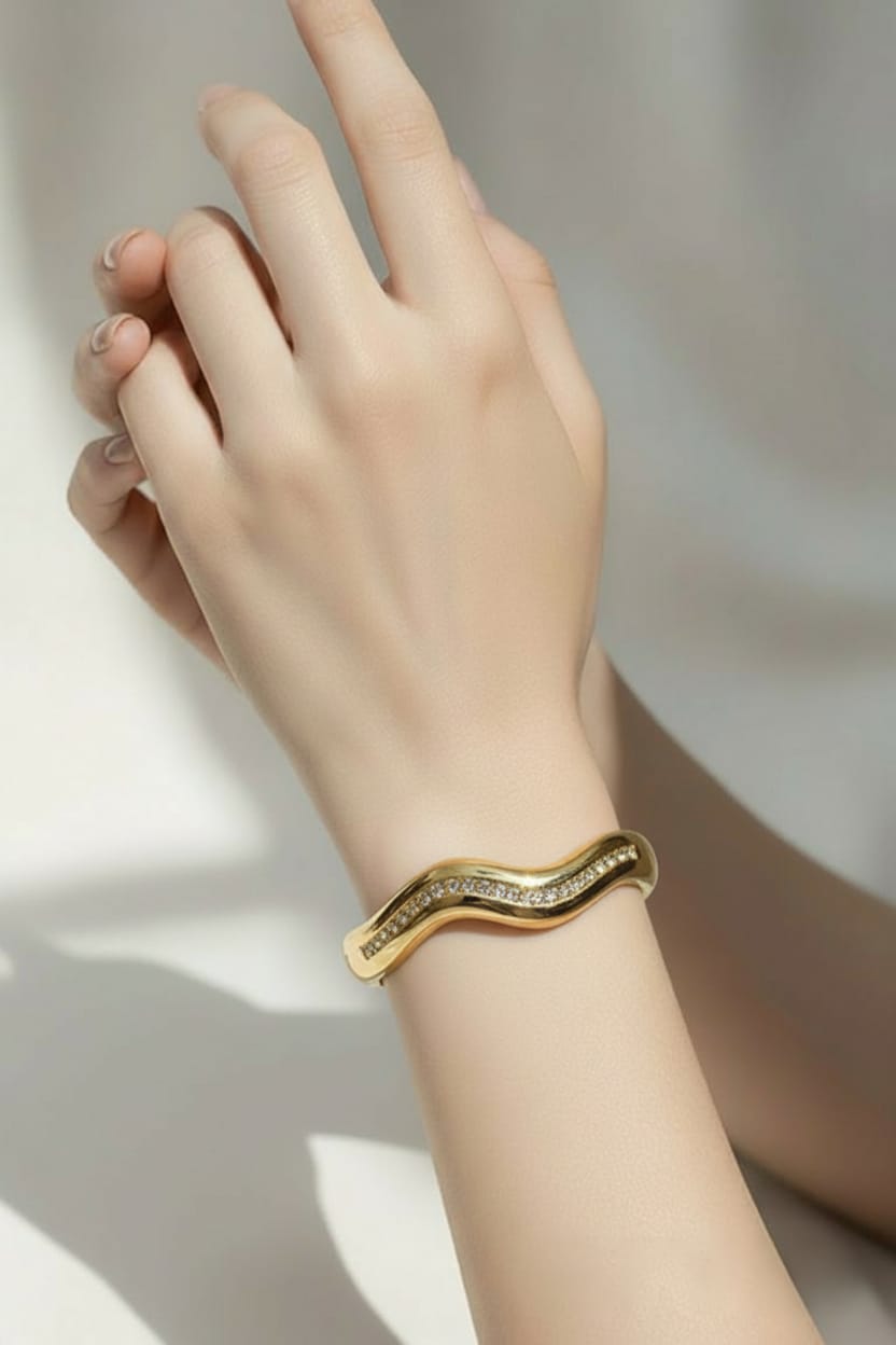 Ekrowl Radiant-Wave: 18K Gold-Plated Crystal Inlaid Statement Bangle