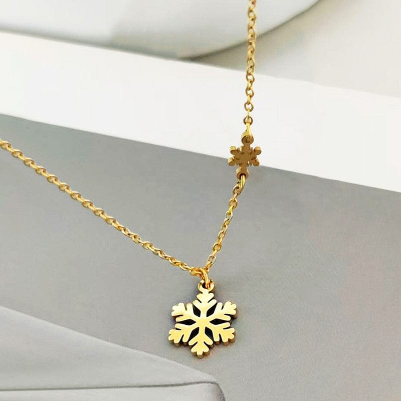 18k Gold Plated Dainty Snowflake Anti-Tarnish Pendant Necklace