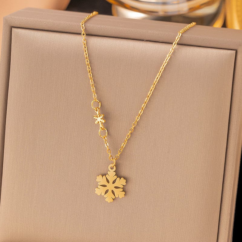 18k Gold Plated Dainty Snowflake Anti-Tarnish Pendant Necklace
