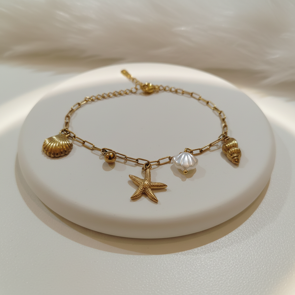 Ekrowl Ocean-Drift: 18K Gold-Plated Seashell & Starfish Charm Bracelet