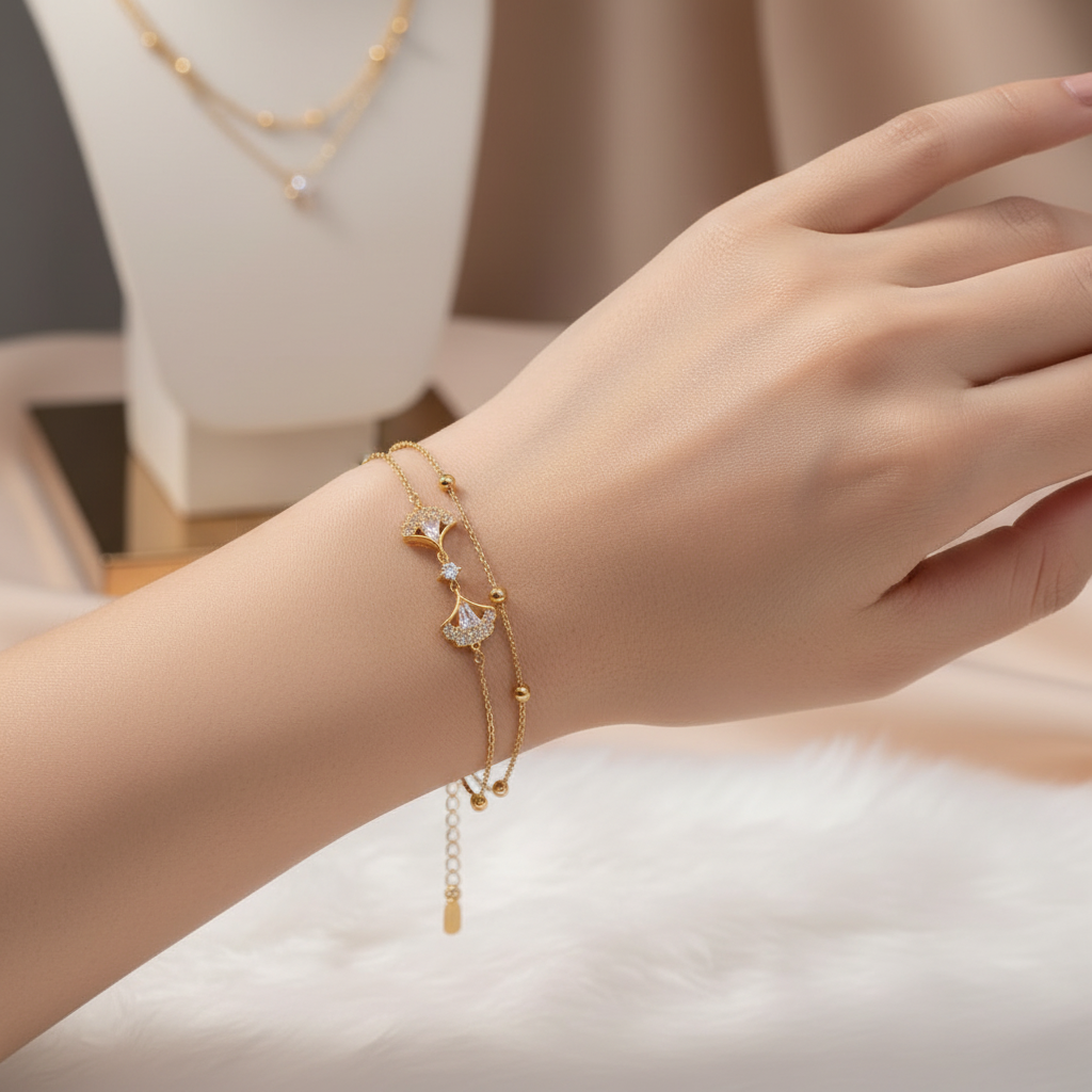 Ekrowl Deco-Fan: 18K Gold-Plated Crystal Fan Double-Layer Bracelet