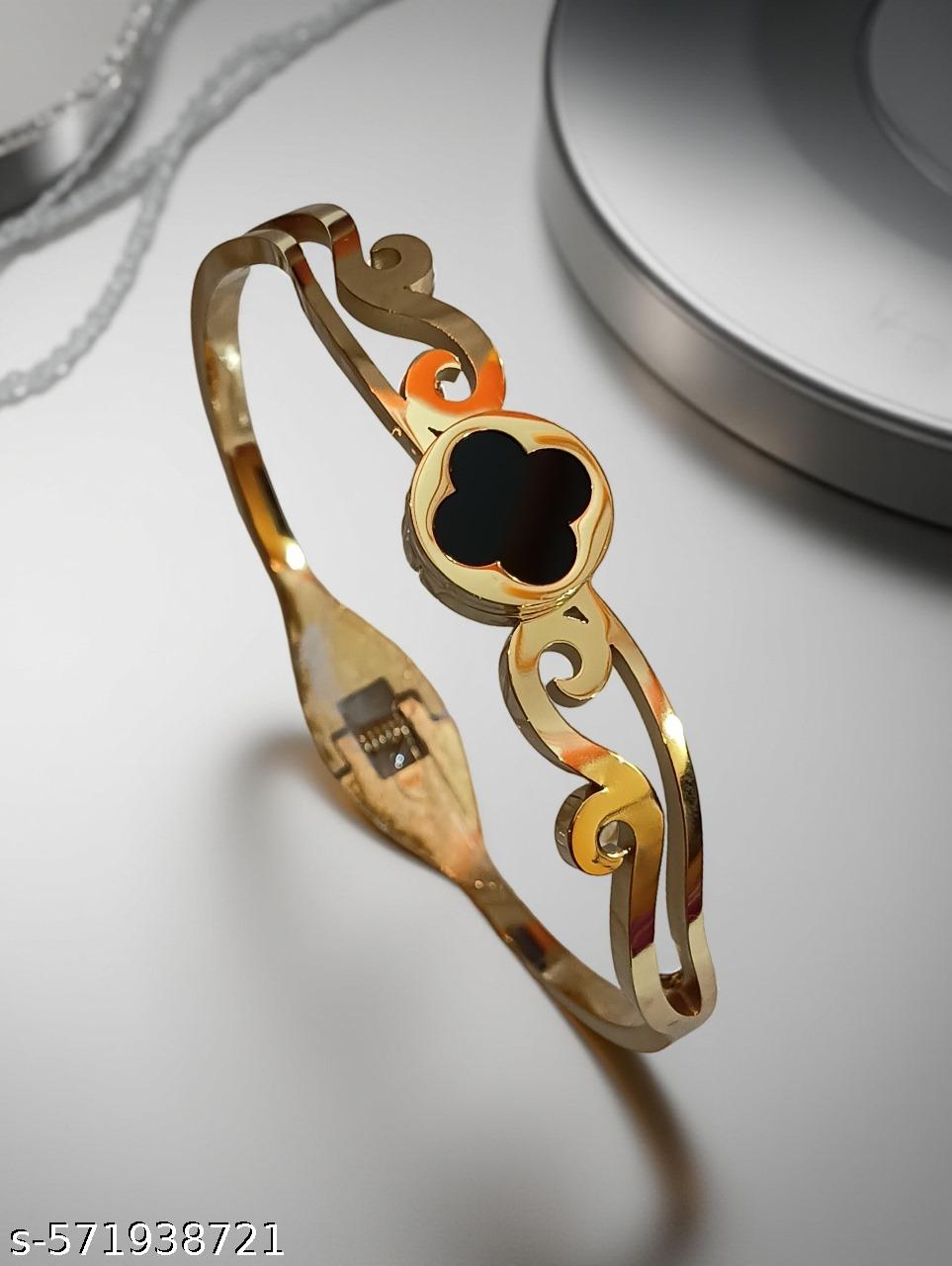 Ekrowl Midnight-Luck: 18K Gold Anti-Tarnish Floral Design Bracelet
